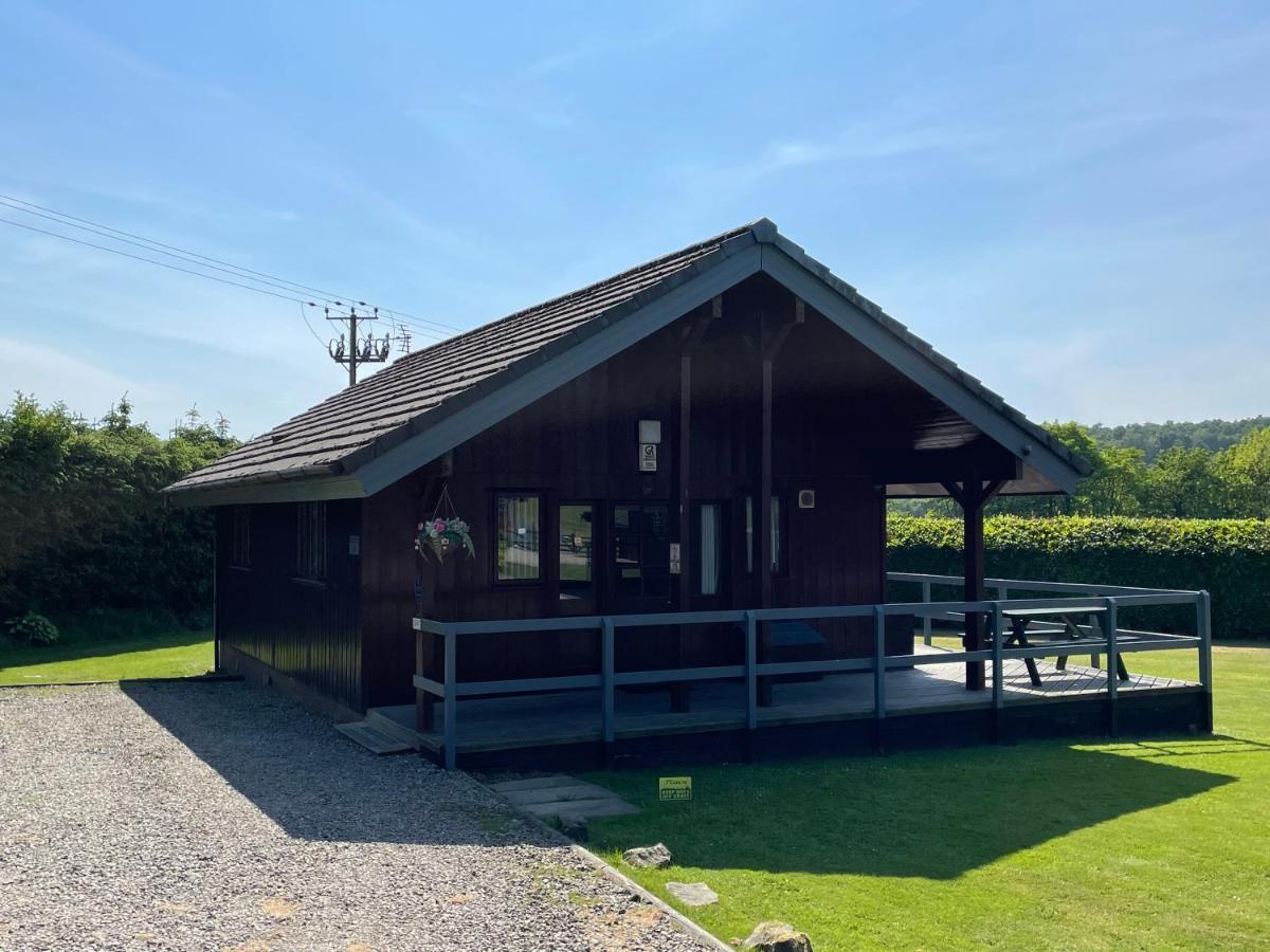 Wellsfield Farm Holiday Lodges Stirling Exterior photo